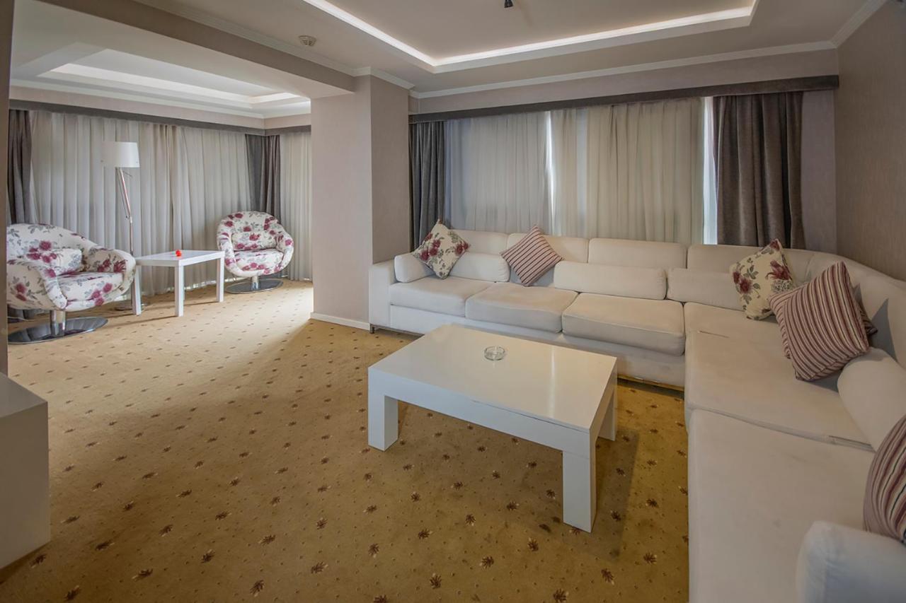 Nk Hotel Σμύρνη Εξωτερικό φωτογραφία