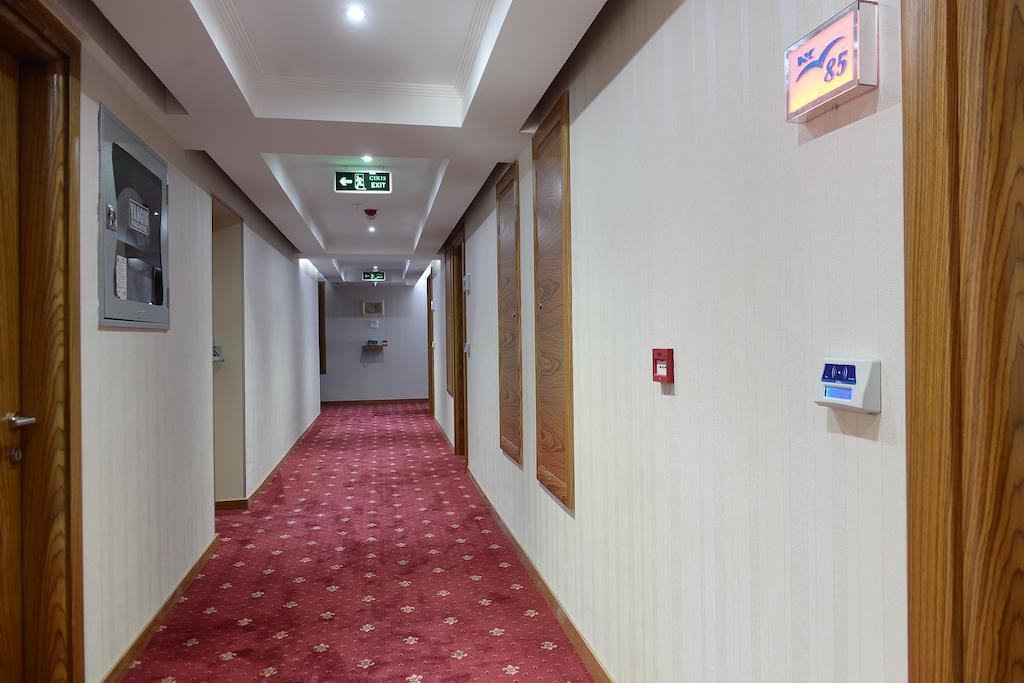 Nk Hotel Σμύρνη Εξωτερικό φωτογραφία