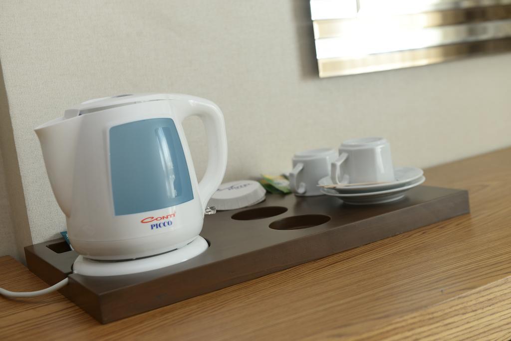Nk Hotel Σμύρνη Δωμάτιο φωτογραφία